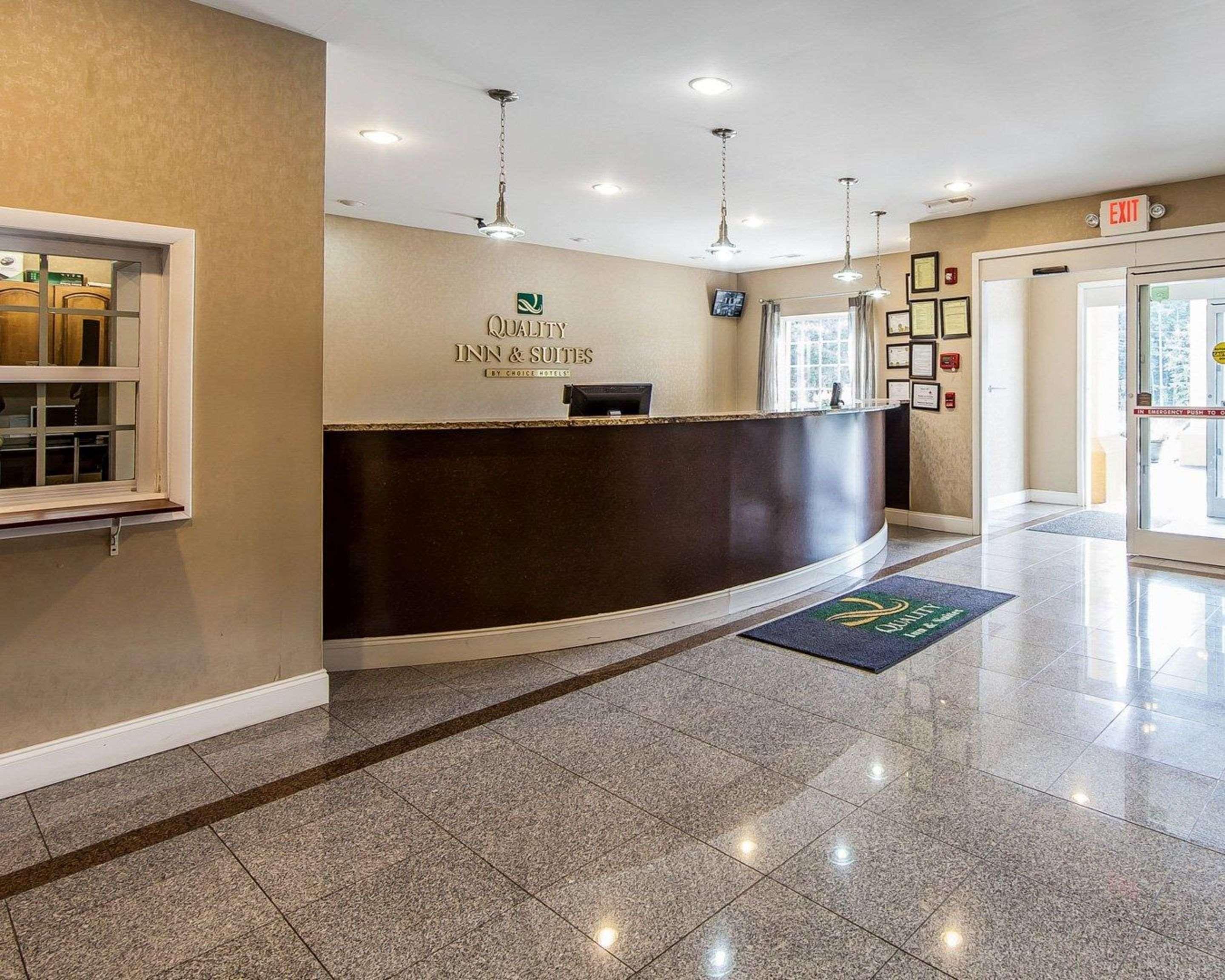 Quality Inn & Suites Bremen Exteriér fotografie